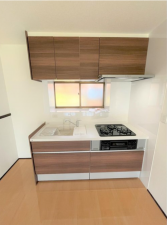 宇部市大字東須恵、中古一戸建てのキッチン画像です