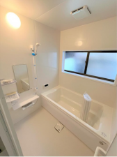 宇部市大字東須恵、中古一戸建ての風呂画像です