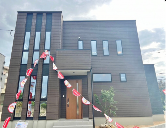 宇部市東梶返、新築一戸建ての外観画像です