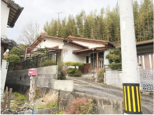 宇部市大小路、中古一戸建ての外観画像です