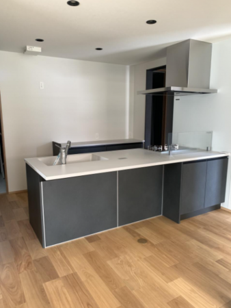 宇部市川添、中古一戸建てのキッチン画像です