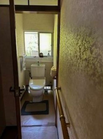 宇部市大字中山、中古一戸建てのトイレ画像です