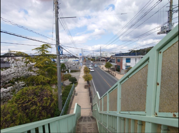 山陽小野田市中川、土地の周辺の街並み画像です