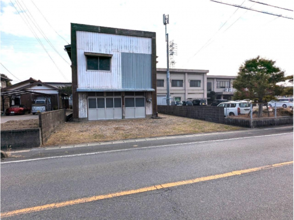 山陽小野田市北竜王町、土地の前面道路を含む現地写真画像です