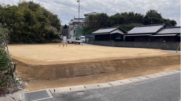 山陽小野田市大字小野田、土地の前面道路を含む現地写真画像です