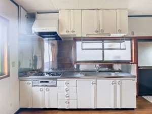 山陽小野田市大字厚狭、中古一戸建てのキッチン画像です