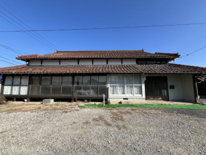 山陽小野田市大字郡、中古一戸建ての外観画像です