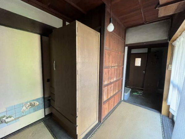 山陽小野田市大字郡、中古一戸建ての内装画像です