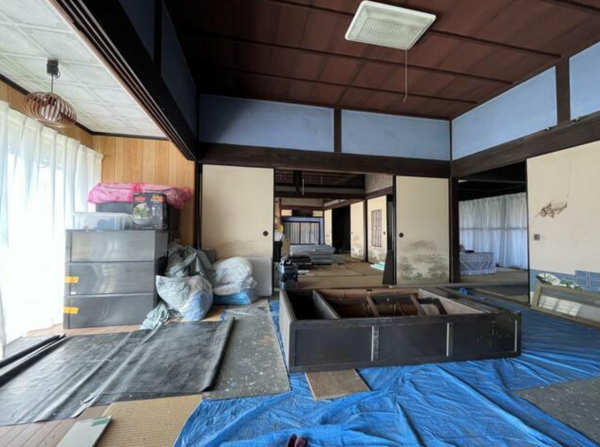 山陽小野田市大字郡、中古一戸建ての内装画像です
