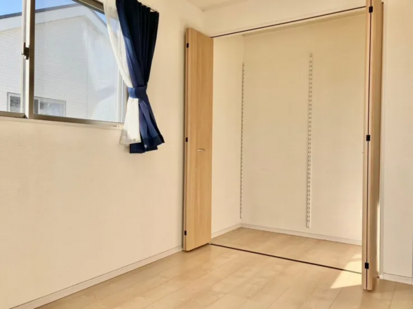 山陽小野田市北竜王町、中古一戸建ての内装画像です