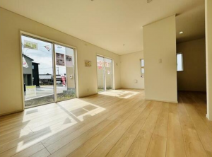 山陽小野田市大字鴨庄、新築一戸建ての内装画像です