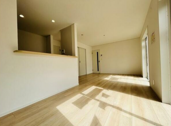 山陽小野田市大字鴨庄、新築一戸建ての内装画像です