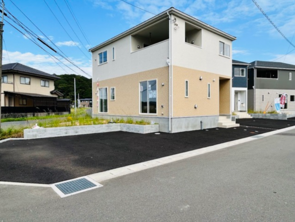 山陽小野田市大字鴨庄、新築一戸建ての外観画像です