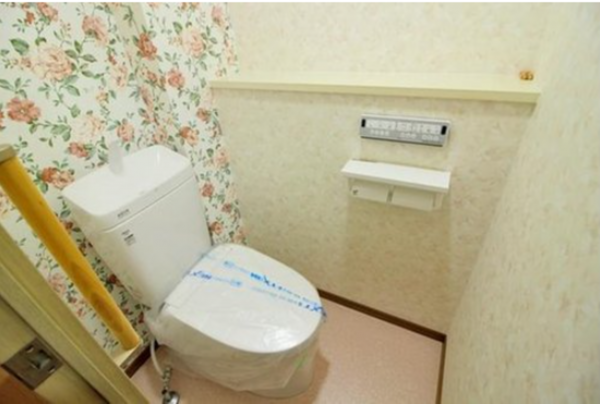 山陽小野田市高栄、マンションのトイレ画像です