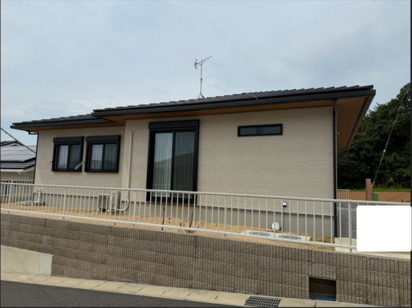 山口市阿知須、中古一戸建ての外観画像です