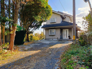 山陽小野田市大字埴生、中古一戸建ての外観画像です