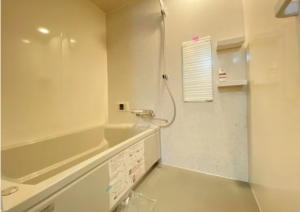 宇部市錦町、マンションの風呂画像です