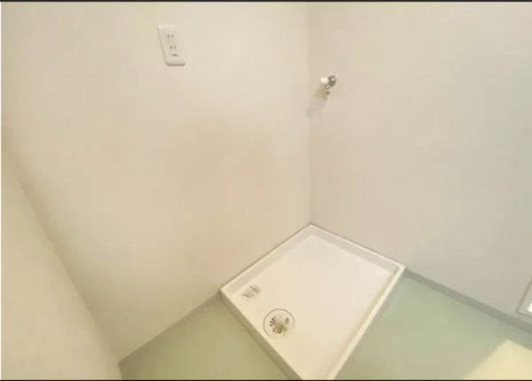 宇部市錦町、マンションの洗面画像です