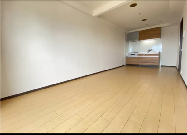 宇部市錦町、マンションの居間画像です