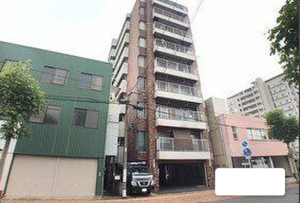 宇部市寿町、マンションの外観画像です