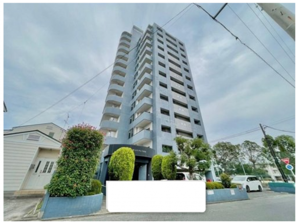 宇部市松山町、マンションの外観画像です