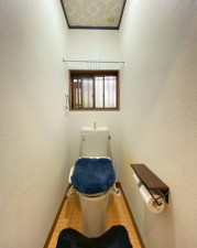 宇部市北小羽山町、中古一戸建てのトイレ画像です