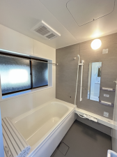 山口市阿知須、中古一戸建ての風呂画像です