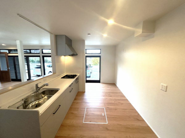 山口市阿知須、中古一戸建てのキッチン画像です