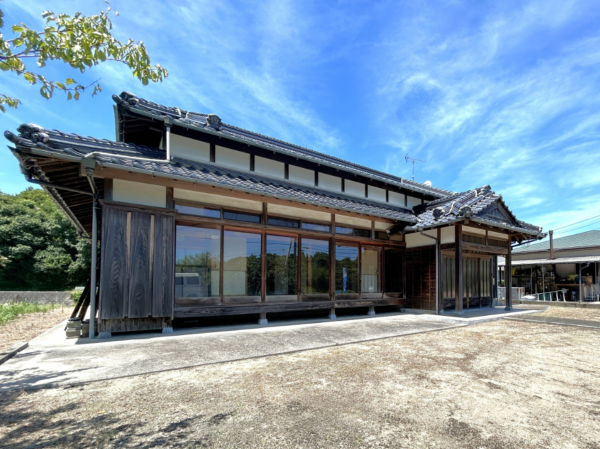 山口市阿知須、中古一戸建ての外観画像です