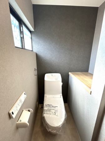 山口市阿知須、中古一戸建てのトイレ画像です