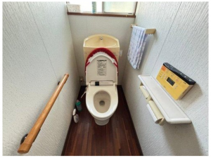 宇部市大字西岐波、中古一戸建てのトイレ画像です