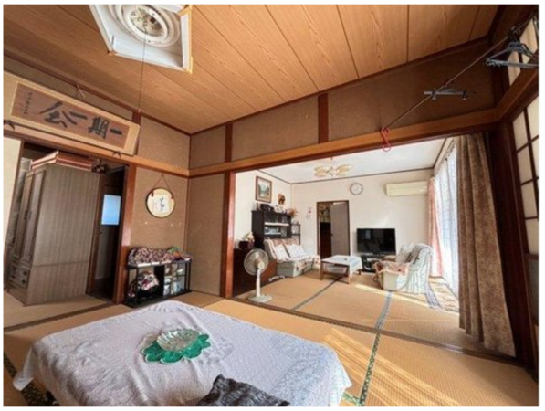 宇部市大字西岐波、中古一戸建ての内装画像です