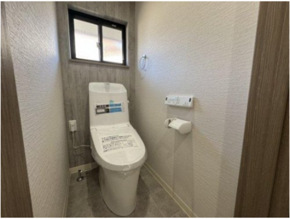 宇部市西宇部北、中古一戸建てのトイレ画像です