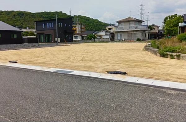 山陽小野田市大字有帆、土地の前面道路を含む現地写真画像です