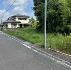 山陽小野田市大字山川、土地の前面道路を含む現地写真画像です