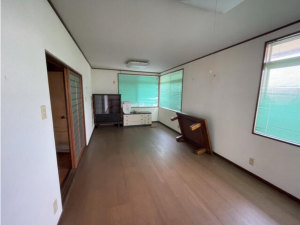 山陽小野田市大字津布田、中古一戸建ての内装画像です