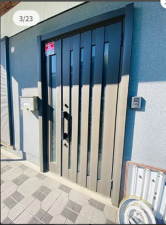 宇部市大字東須恵、中古一戸建ての玄関画像です