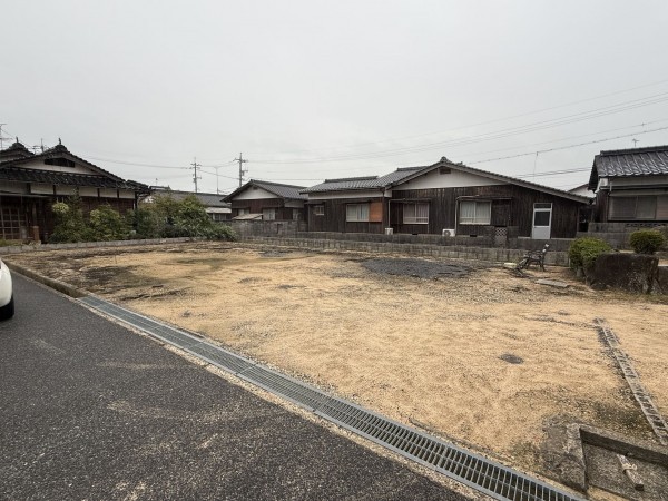 宇部市厚南中央、土地の外観画像です