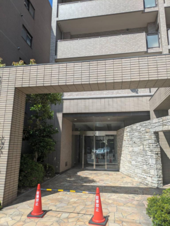 宇部市松島町、マンションの外観画像です