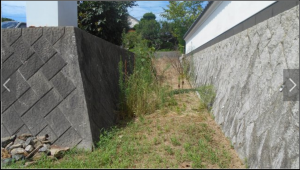 宇部市大字小串、土地の前面道路を含む現地写真画像です