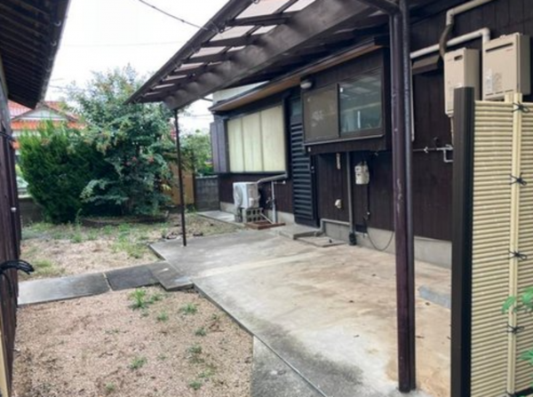 山陽小野田市大字郡、中古一戸建ての外観画像です