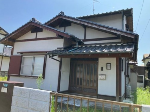 宇部市西宇部南、中古一戸建ての外観画像です