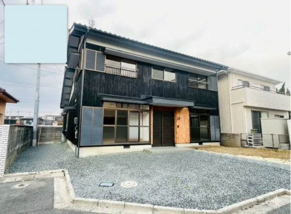 宇部市岬町、中古一戸建ての外観画像です
