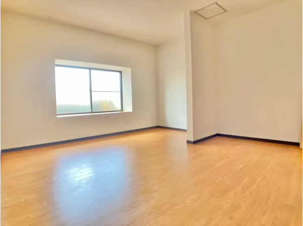 宇部市岬町、中古一戸建ての内装画像です