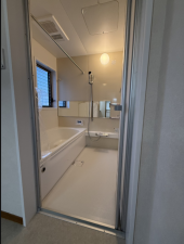 宇部市文京台、中古一戸建ての風呂画像です