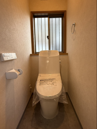 宇部市文京台、中古一戸建てのトイレ画像です