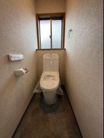 宇部市文京台、中古一戸建てのトイレ画像です