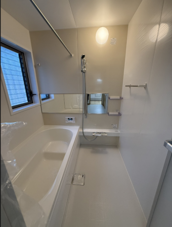 宇部市文京台、中古一戸建ての風呂画像です