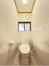 宇部市末広町、中古一戸建てのトイレ画像です