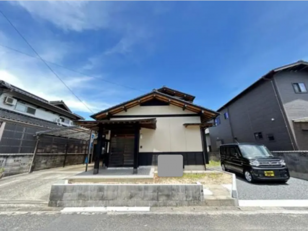 宇部市末広町、中古一戸建ての外観画像です